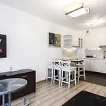 Апартаменты Polanki Z Sauna, Sun & Snow *