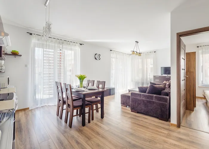 Polanki Z Sauna, Sun & Snow كولوبرزيغ